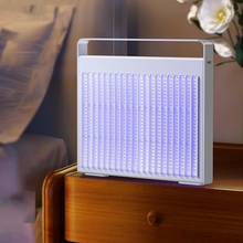 Naložite sliko v pregledovalnik galerije, Premium UV žarnica proti komarjem – polnilna, tiha in prenosna