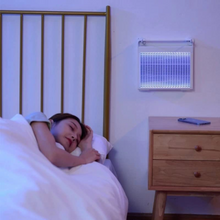 Naložite sliko v pregledovalnik galerije, Premium UV žarnica proti komarjem – polnilna, tiha in prenosna