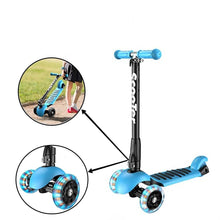 Naložite sliko v pregledovalnik galerije, Otroški skiro z LED lučmi