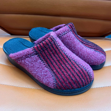 Naložite sliko v pregledovalnik galerije, Ženski copati
