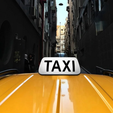 Naložite sliko v pregledovalnik galerije, Krovna TAXI LED tabla s magnetom i priključkom za upaljač
